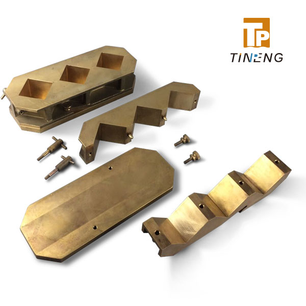 Brass/cast iron three gang cube mould