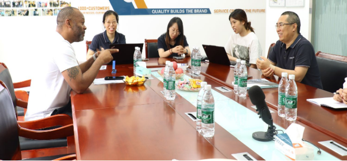 On his last day, the customer joins us in the conference room to exchange thoughts and summarize the training experience.